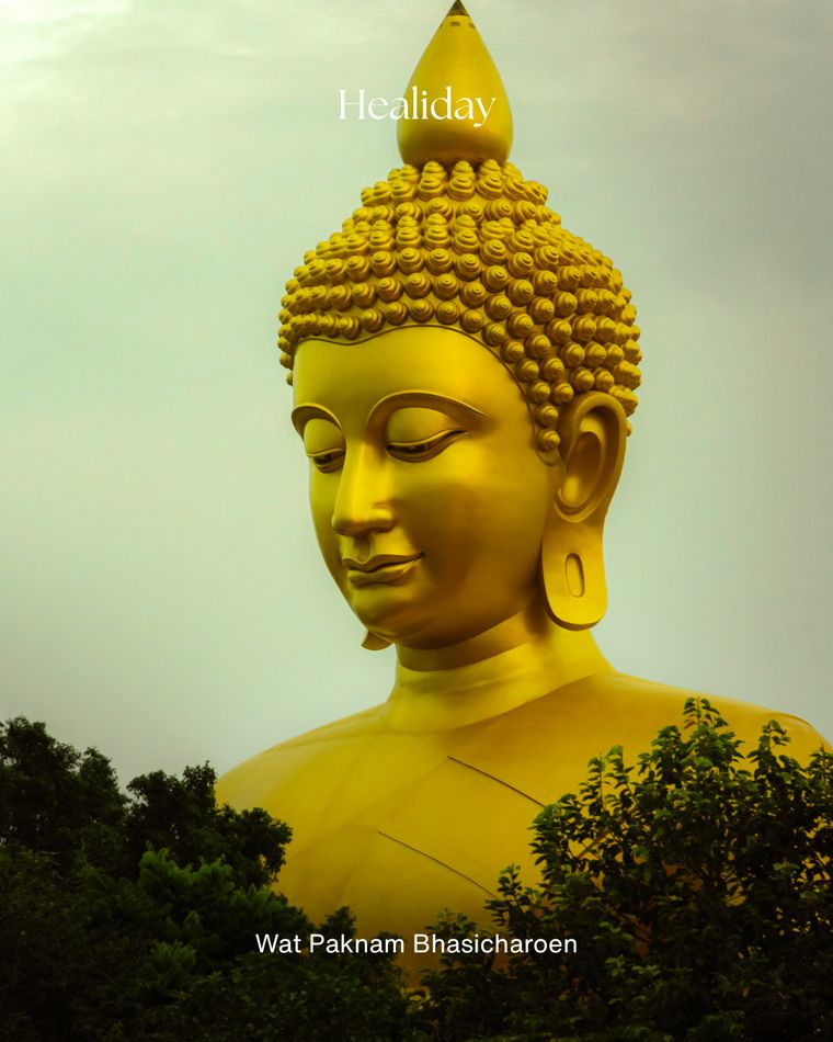 Wat Paknam, Bangkok, a curated Healiday destination